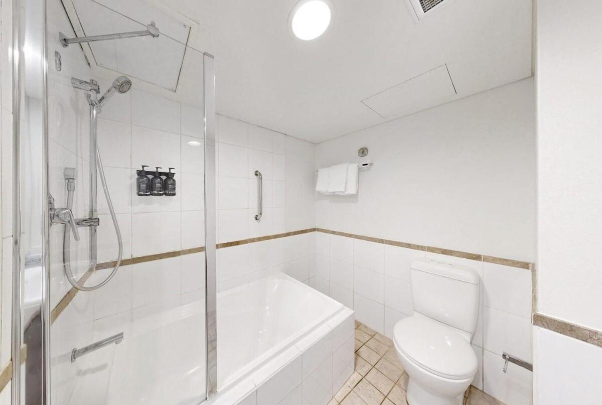 Kozyguru Cbd Funky Town Apartment *